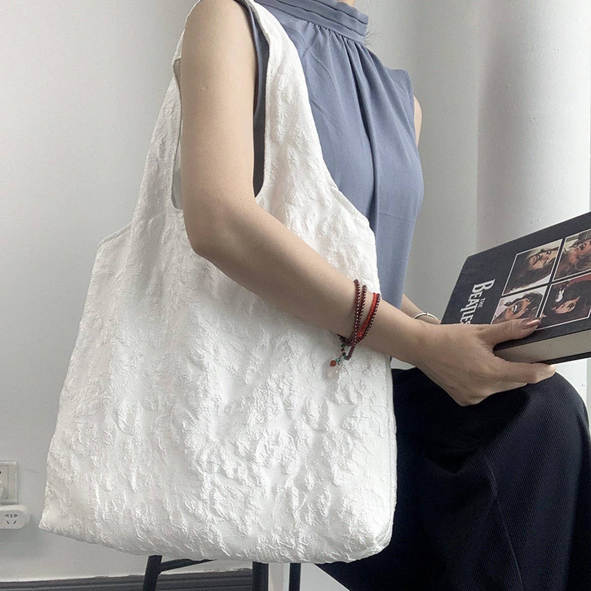 NEW SUMMER EMBROIDERED JACQUARD ROSE HANDBAG_CWAB2132