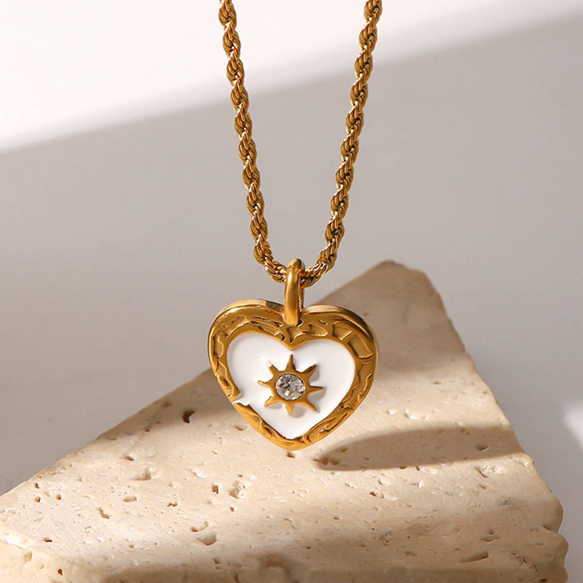 FRENCH FASHION VINTAGE STAINLESS STEEL NECKLACE