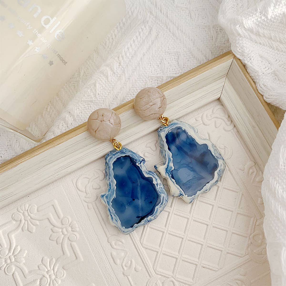 RETRO HAZE BLUE MARBLE EARRINGS_CWAJE1631