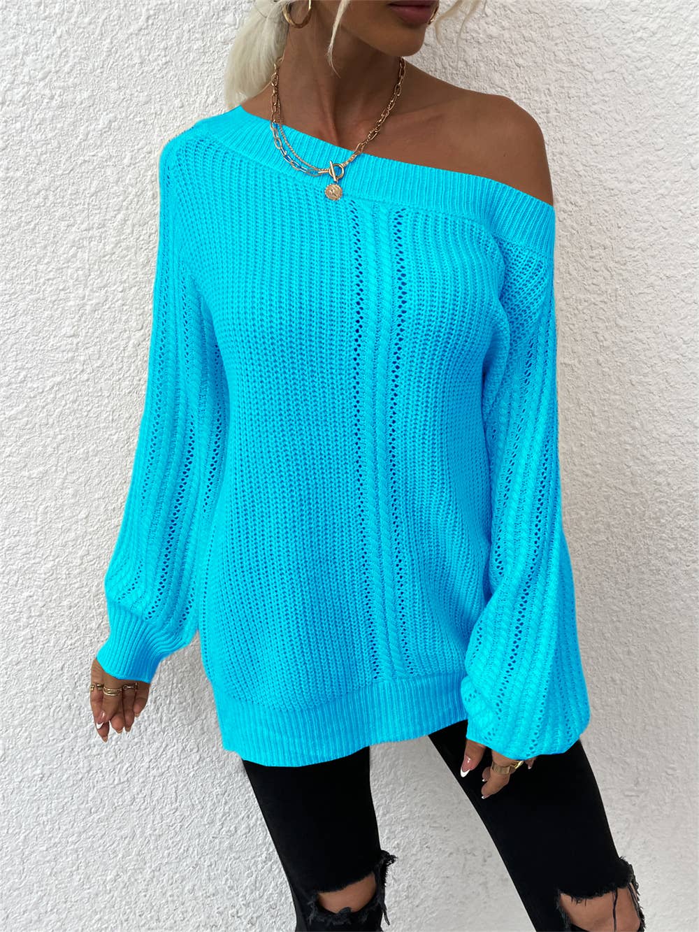LINE-NECK PERSONALIZED CUT-OUT FASHION KNITWEAR