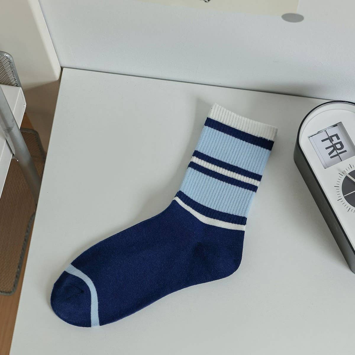 WOMEN'S NEW BLUE FRESH LETTERED MID-TUBE SOCKS