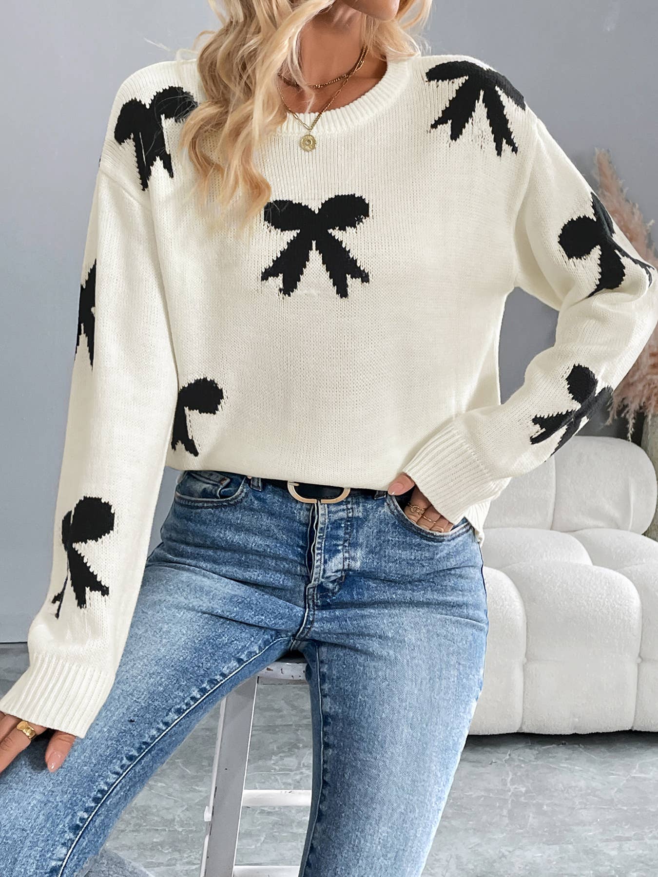 JACQUARD PULLOVER SWEATER WITH BOW BOW
