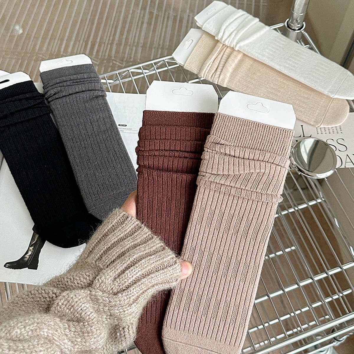 AUTUMN AND WINTER WARM BREATHABLE MID-TUBE SOCKS_CWMS1071