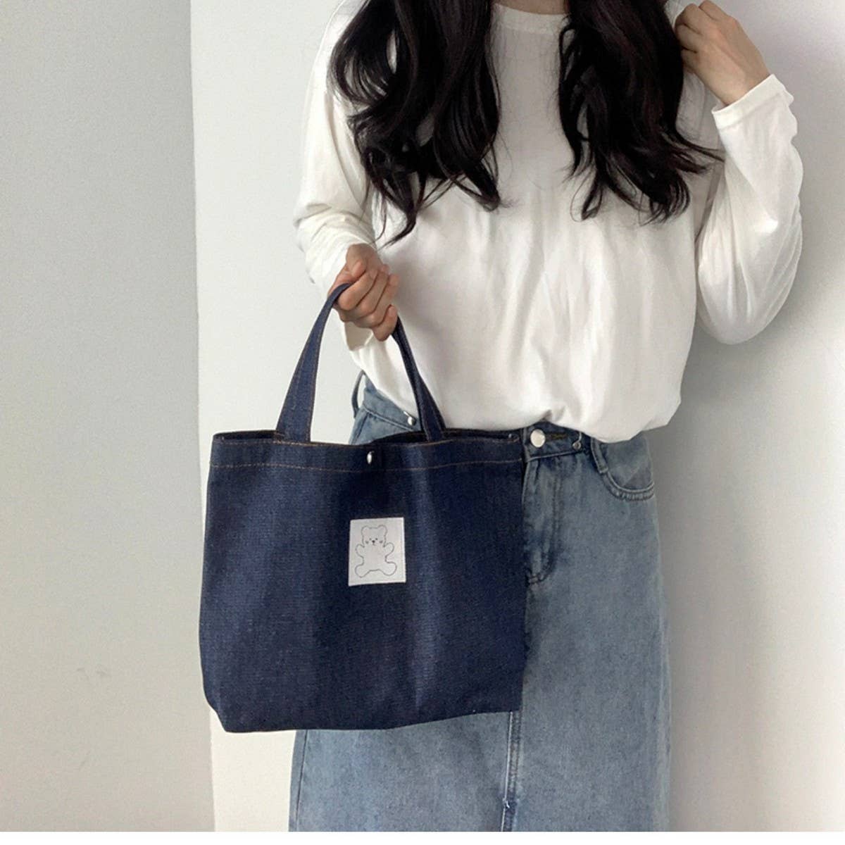 TOTE BAGS WITH EXQUISITE DENIM_CWAB2052