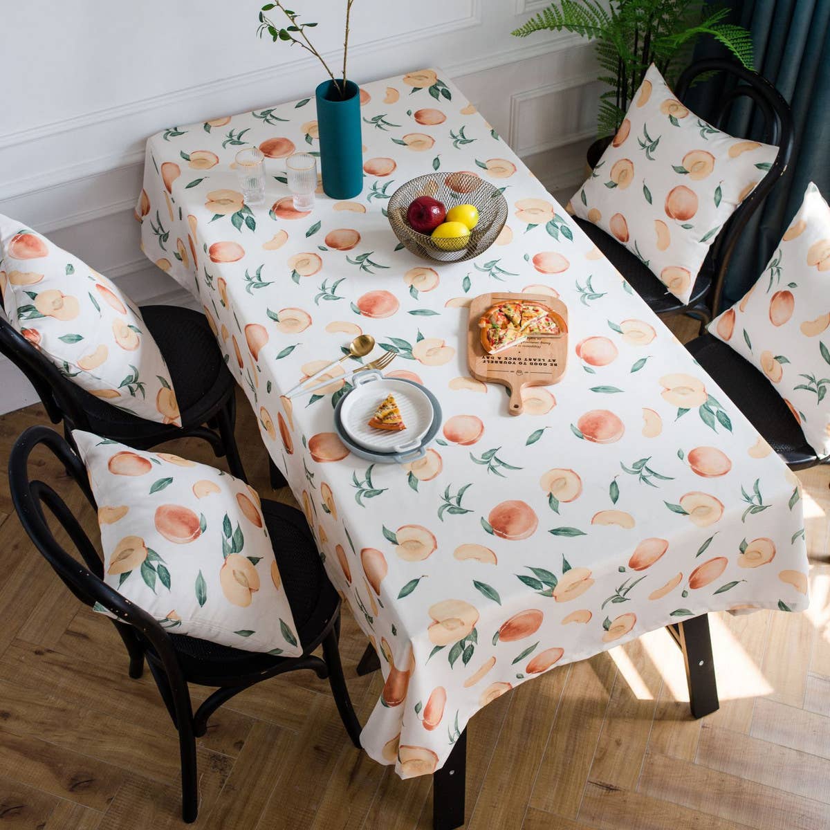 HOME BLUE ROSE PRINT PASTORAL TABLECLOTH