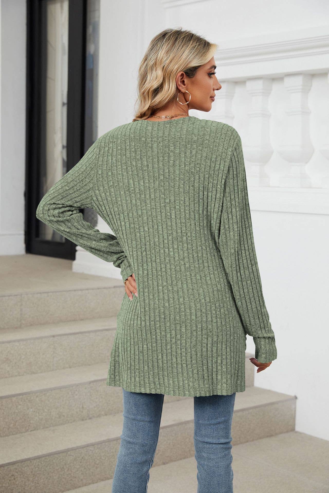 Solid-color casual pocket long-sleeved cardigan