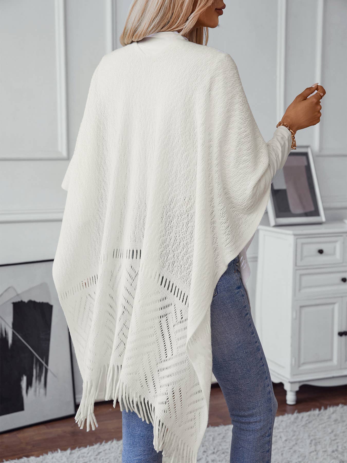 Solid colour hollow knit tassel cape cape