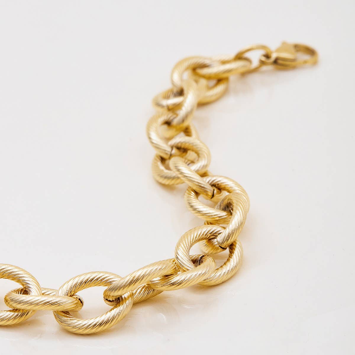 Thick Ribbed Cross Chain Bracelet, 18K Gold Steel