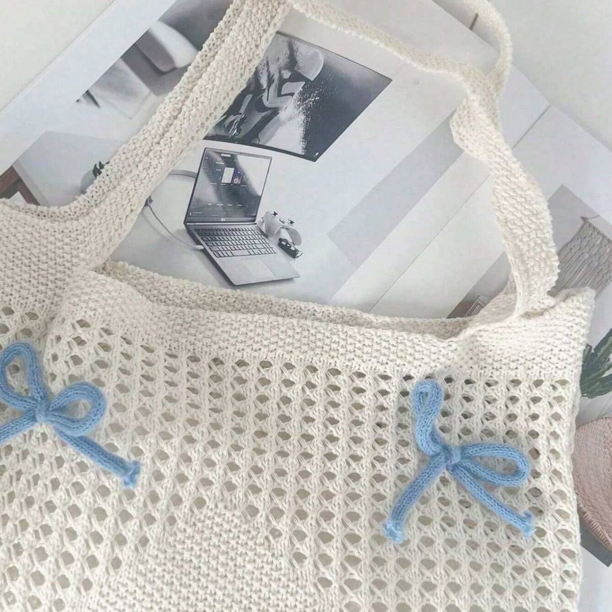 CWAB5058_SIMPLE BOW ELEMENT KNITTED SHOULDER BAG