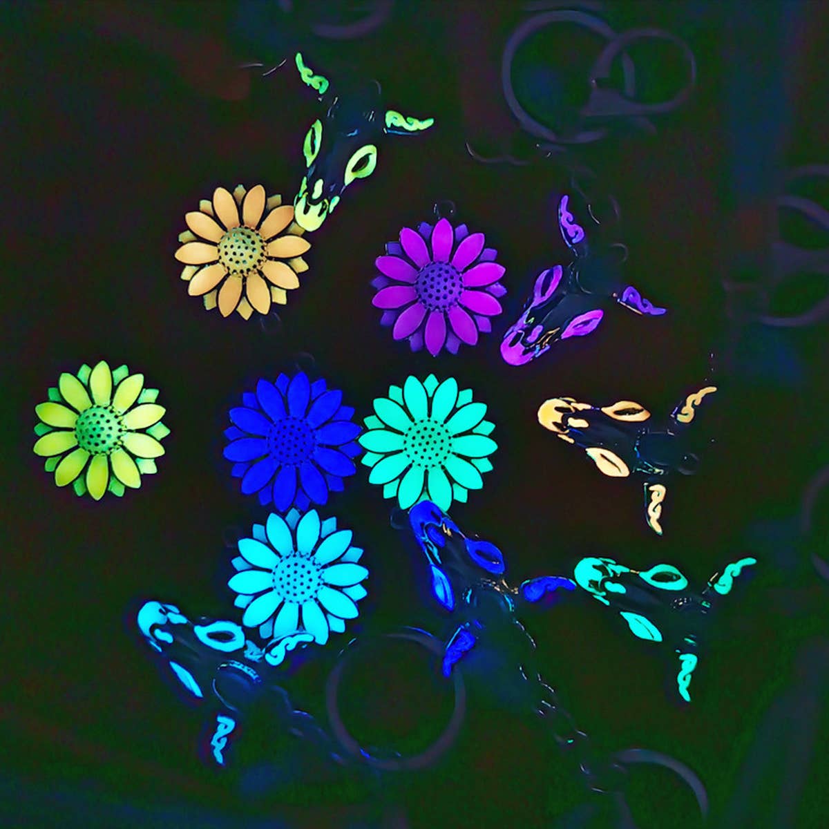 PUNK FLUORESCENT SUNFLOWER KEYCHAIN_CWMM1307
