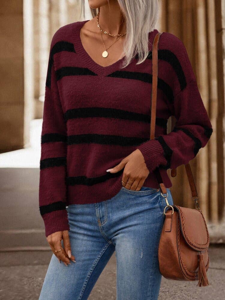VINTAGE STRIPED LOOSE V-NECK PULLOVER SWEATER