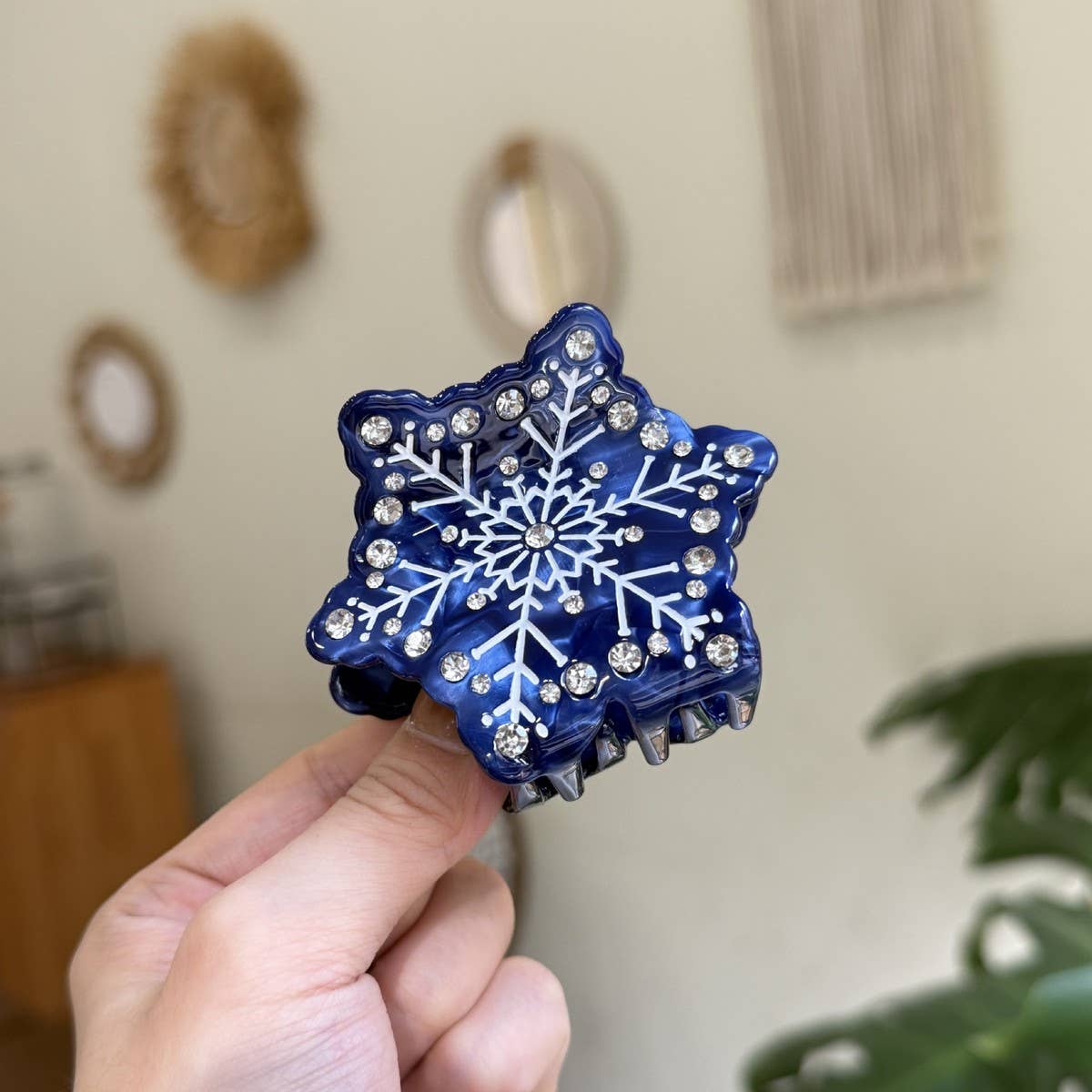 CWAHA4446_SANTA CLAUS SNOWFLAKE CARTOON DIAMOND HAIRPIN