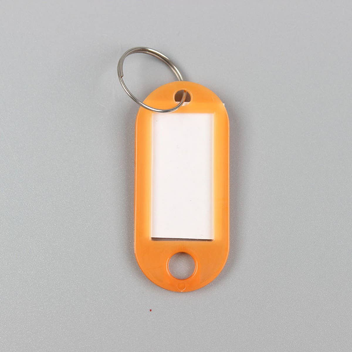 100 PACK COLORFUL STURDY PLASTIC KEYCHAIN CHARMS_CWMM2074