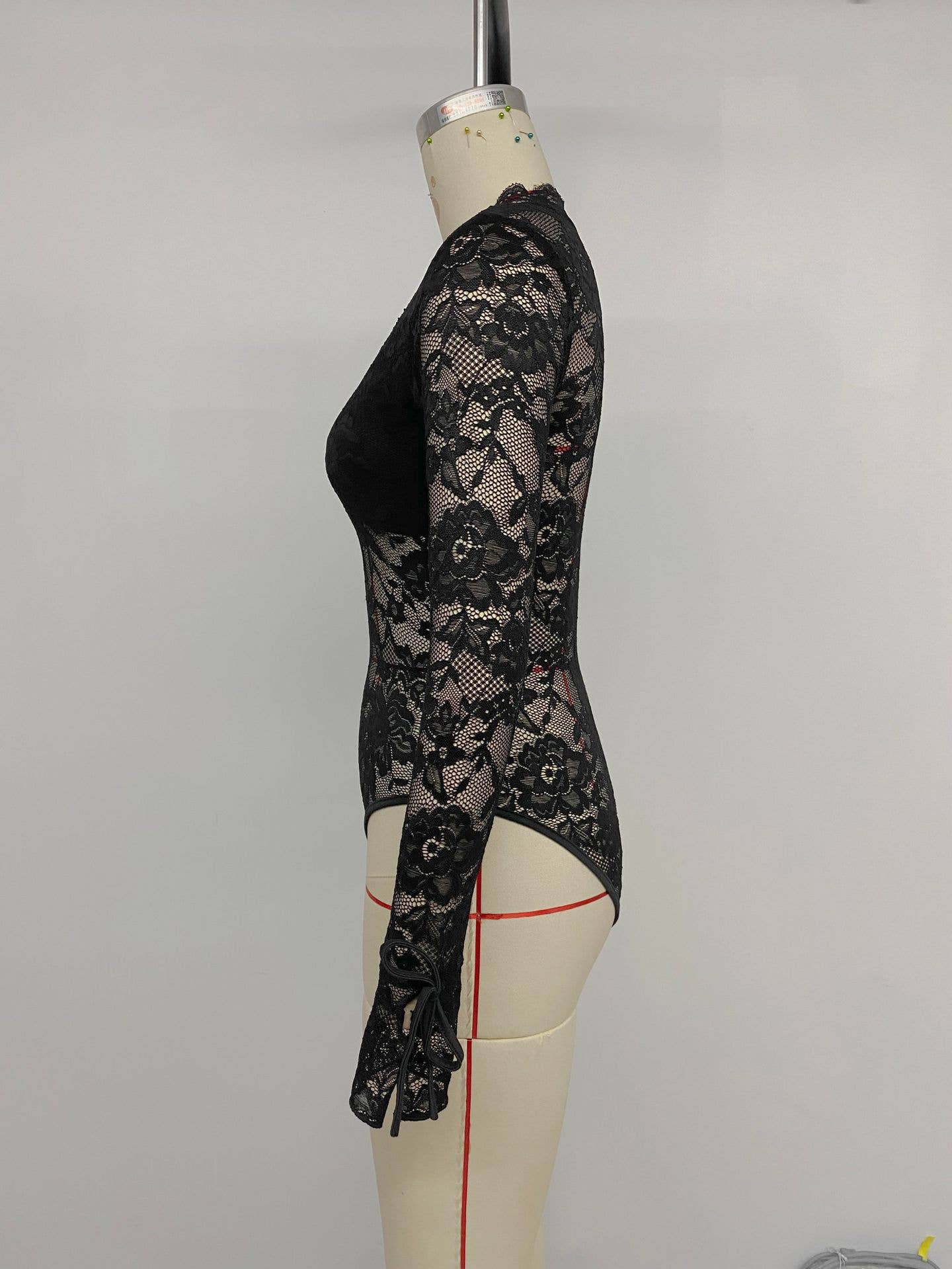 Lace patchwork long-sleeved V-neck jumpsuit