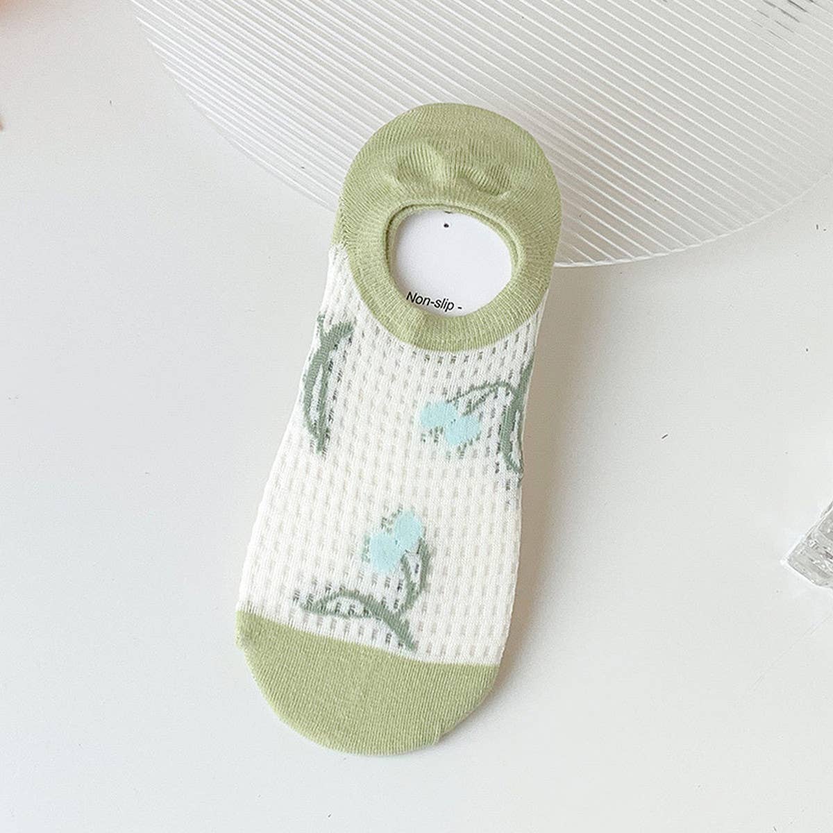 WOMEN CARTOON INVISIBLE HOLLOW SOCKS