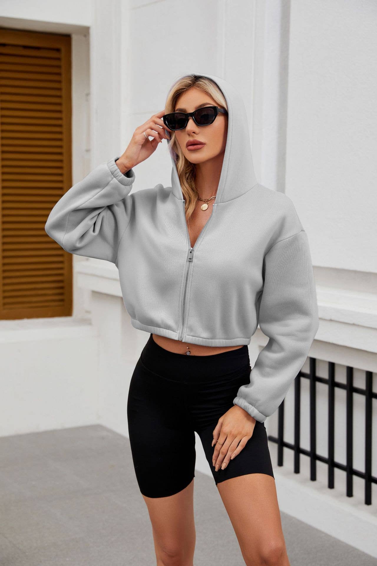 ZIPPER HOODED SOLID SHORT LONG-SLEEVED HOODIE