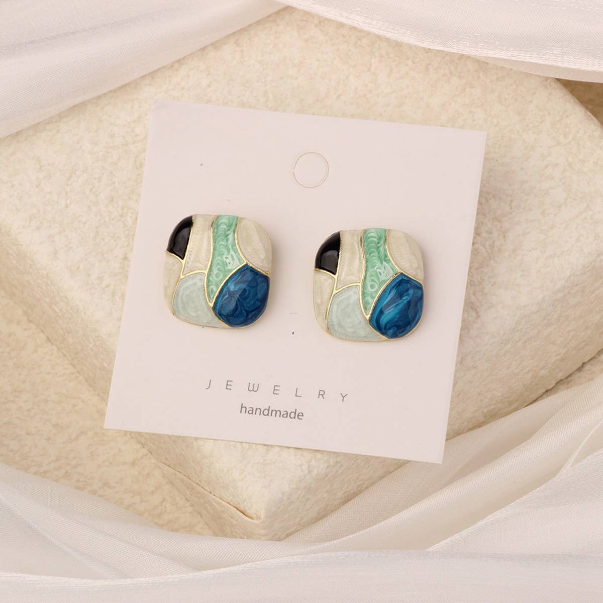 NEW SIMPLE HOLLOW GRID FOUR-LEAF EARRINGS