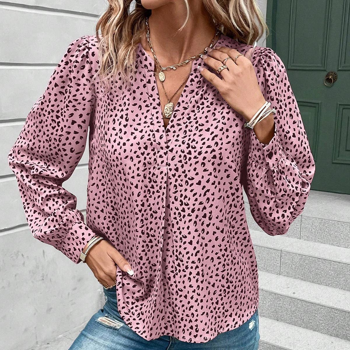 Leopard print long-sleeved shirt for women