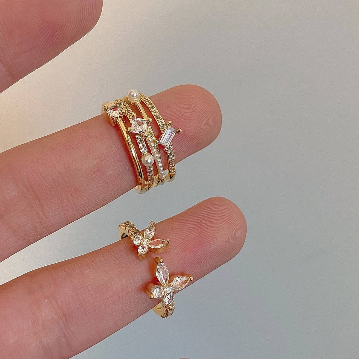 GOLD MULTI-LAYER HOLLOW ZIRCONIA SHELL PEARL RING