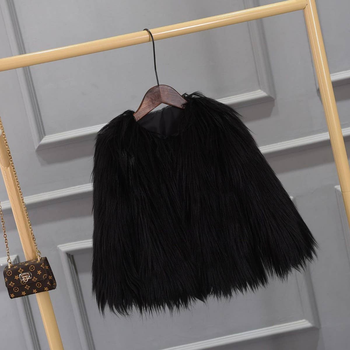 Women's Plus Size Fluffy Faux Fur Jacket