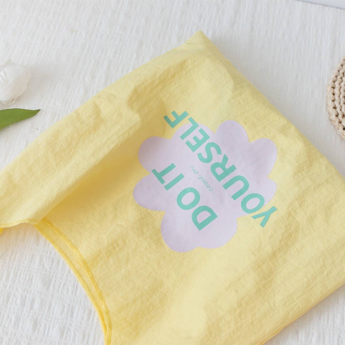 Fresh Letter Print Canvas Tote Bag for Students_CWAB5637