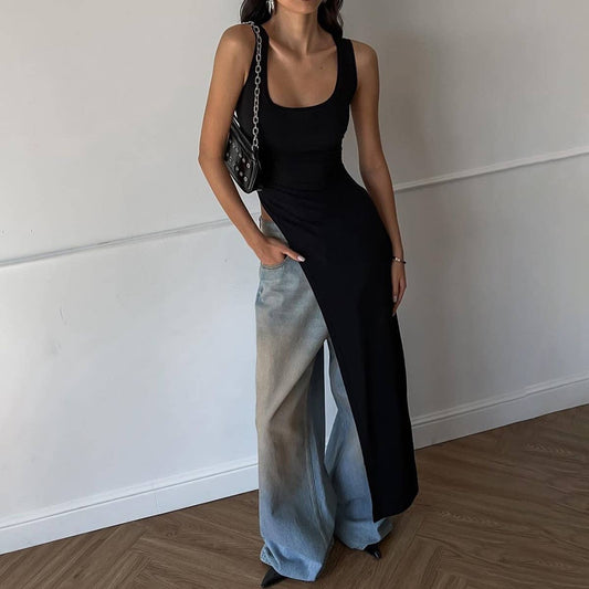 Figure-hugging slit dress with a unique design