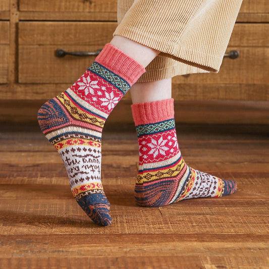 WOMEN VERTICAL STRIPED SOCKS 5 PAIRS PER PACK