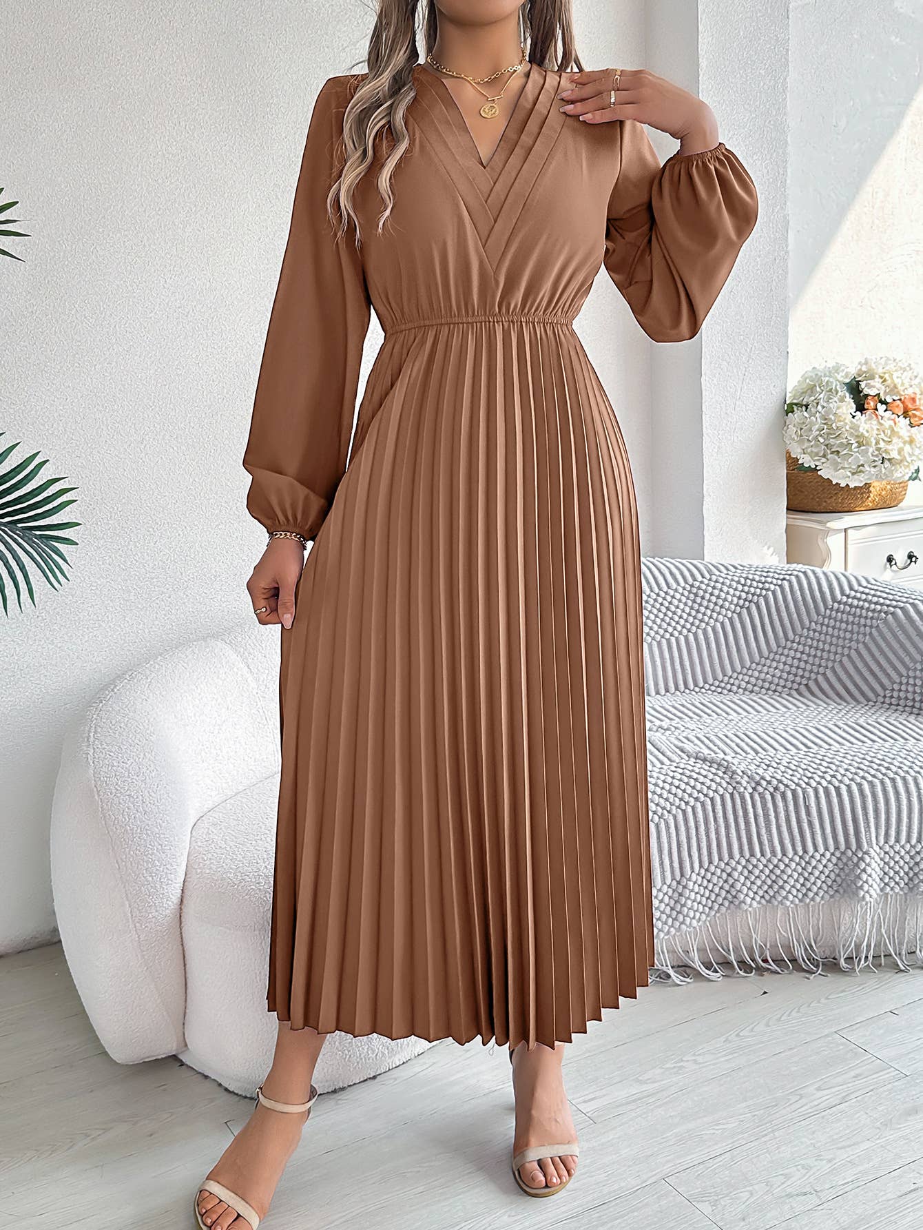 TRIPLE V-NECK LONG-SLEEVED WAIST PLEATED DRESS