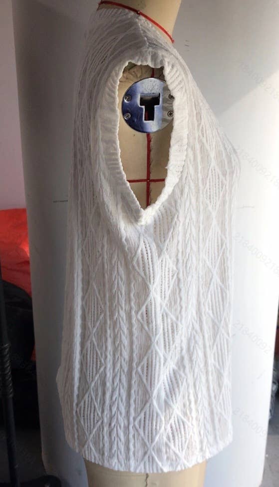 Fashion round neck hollowed-out short sleeve top