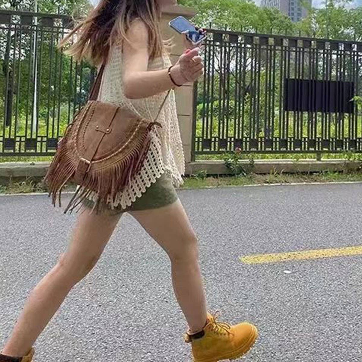 FAUX SUEDE TASSEL BAG SHOULDER CROSSBODY BAG_CWAB4123