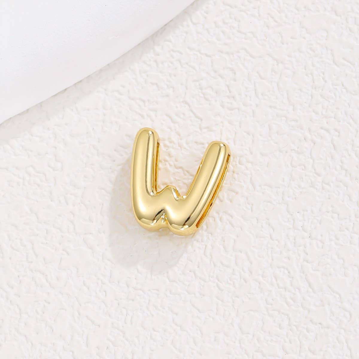 Simple Smooth 26 Letters Pendant Necklace_CWMM5874