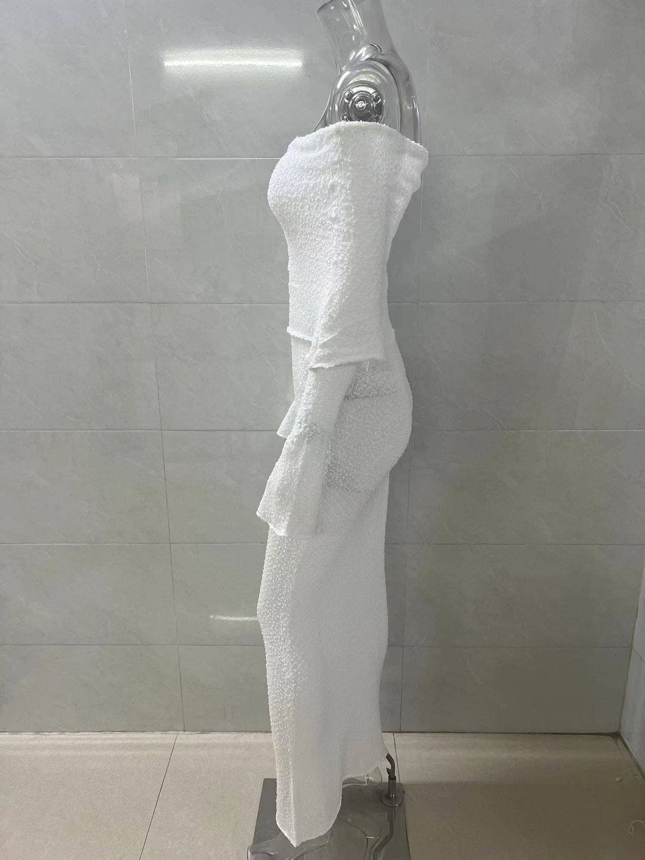 Long-sleeved knitted one-shoulder long dress