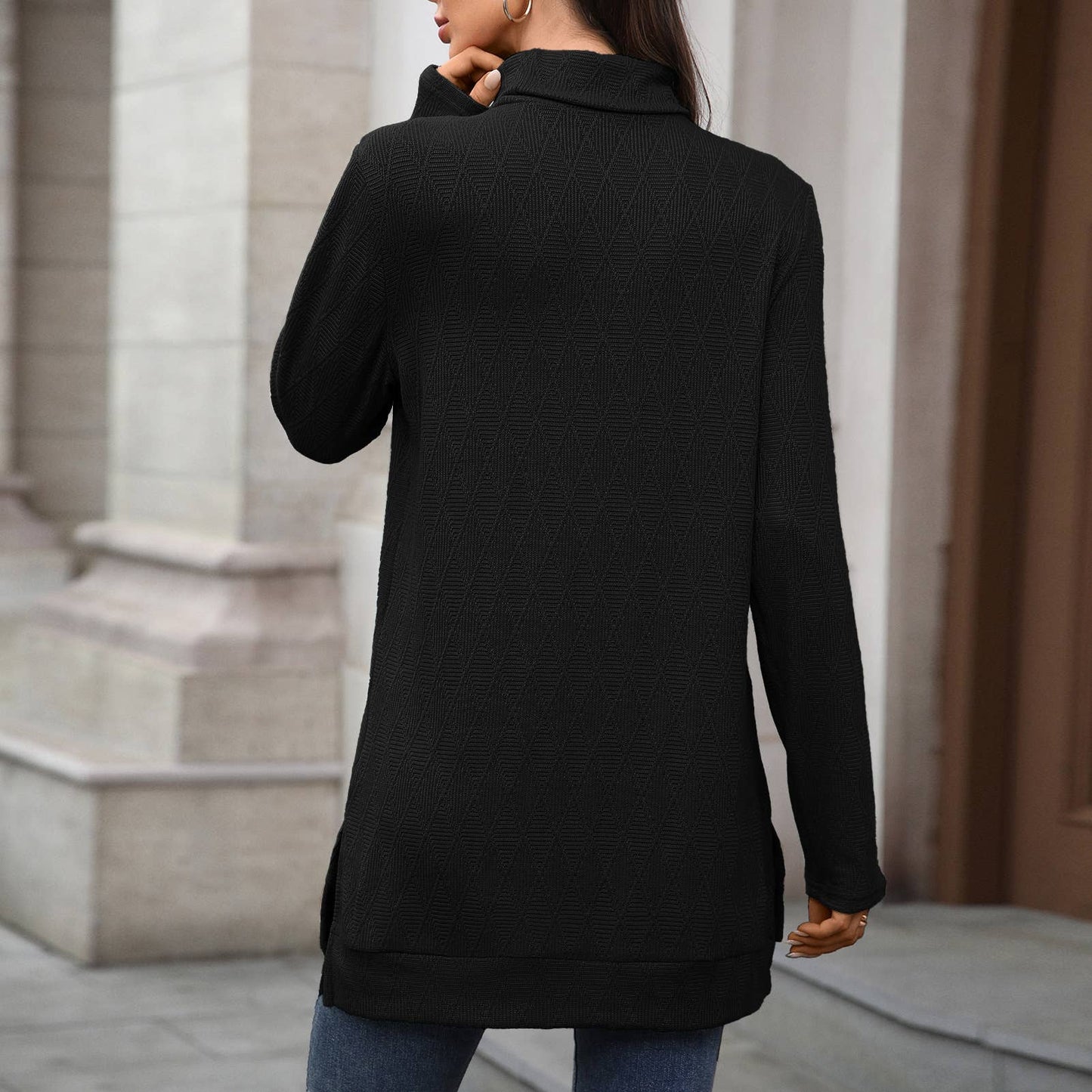 Solid-color high-neck long-sleeved slit T-shirt