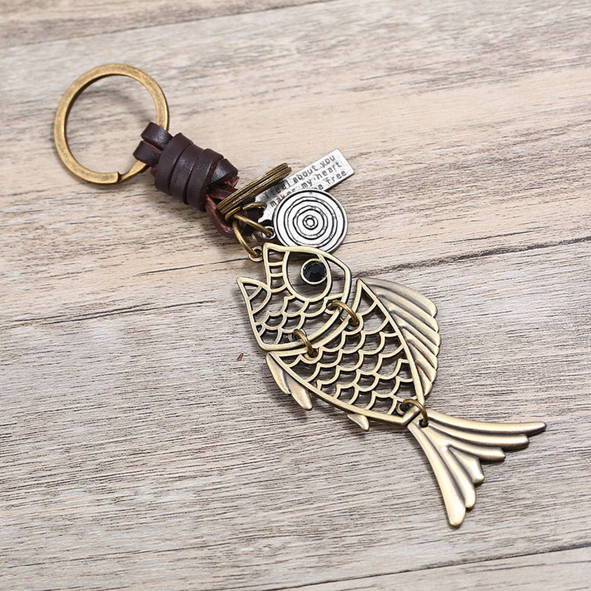 PUNK HAND-WOVEN ALLOY FISH CAR KEYCHAIN_CWMM4781