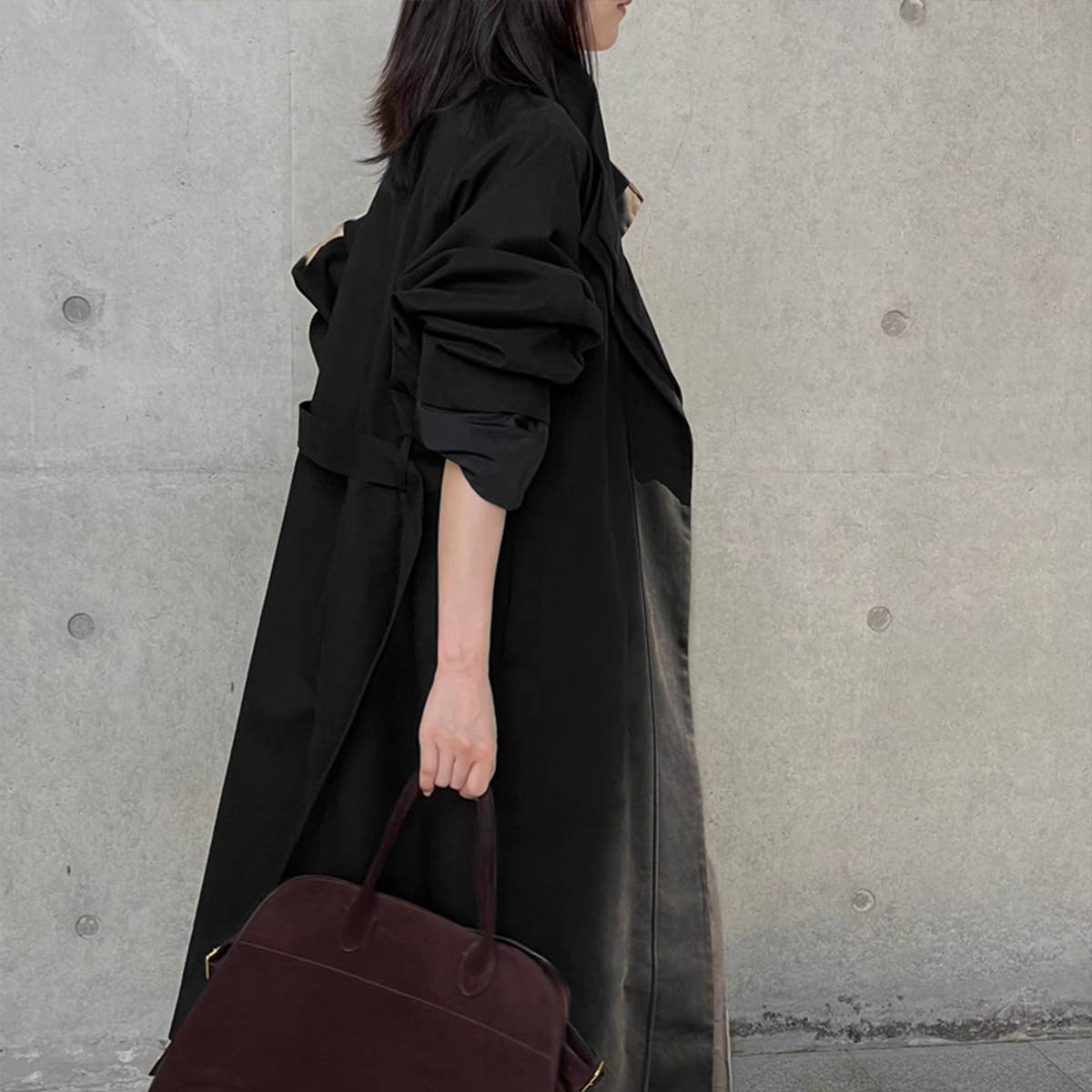 Long drawstring jacket with a slouchy silhouette