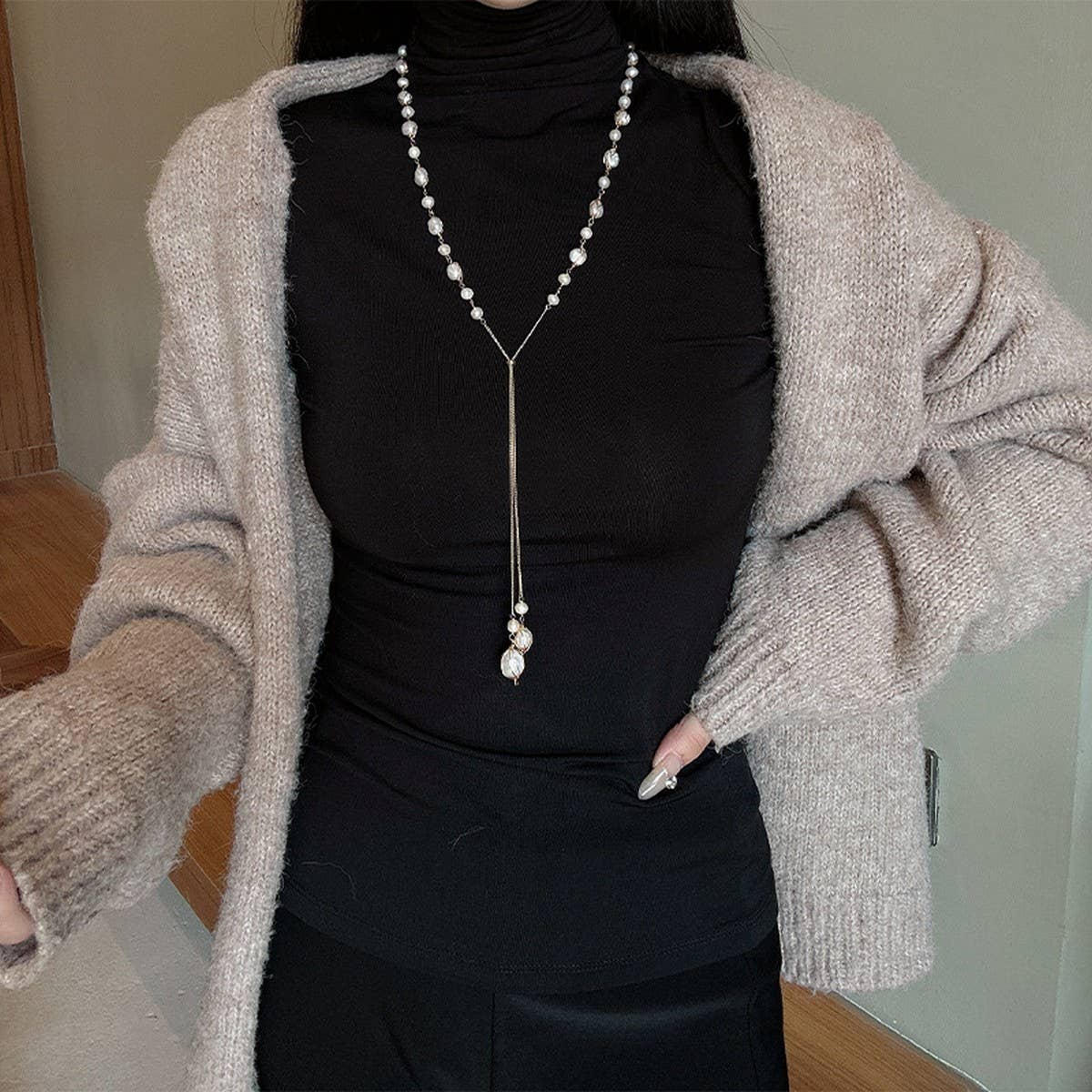HIGH-END ALL-MATCH NATURAL PEARL SWEATER NECKLACE