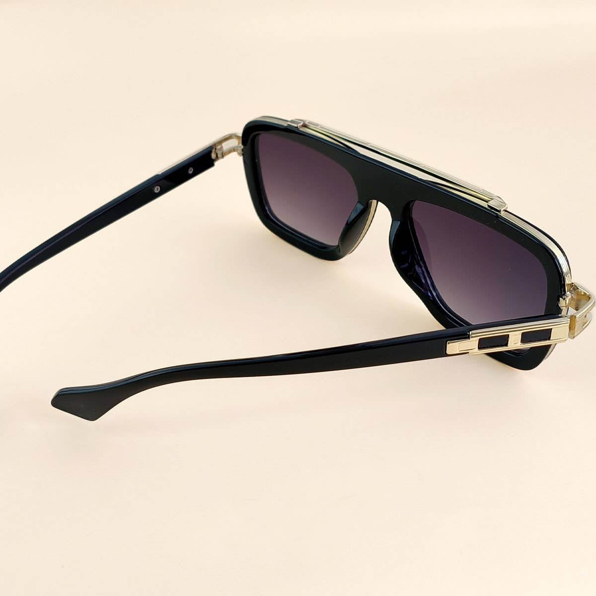 2024 RETRO SQUARE FRAME TRENDY PUNK SUNGLASSES_CWASG0270