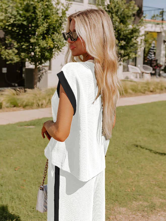 Round neck top straight pants color contrast suit