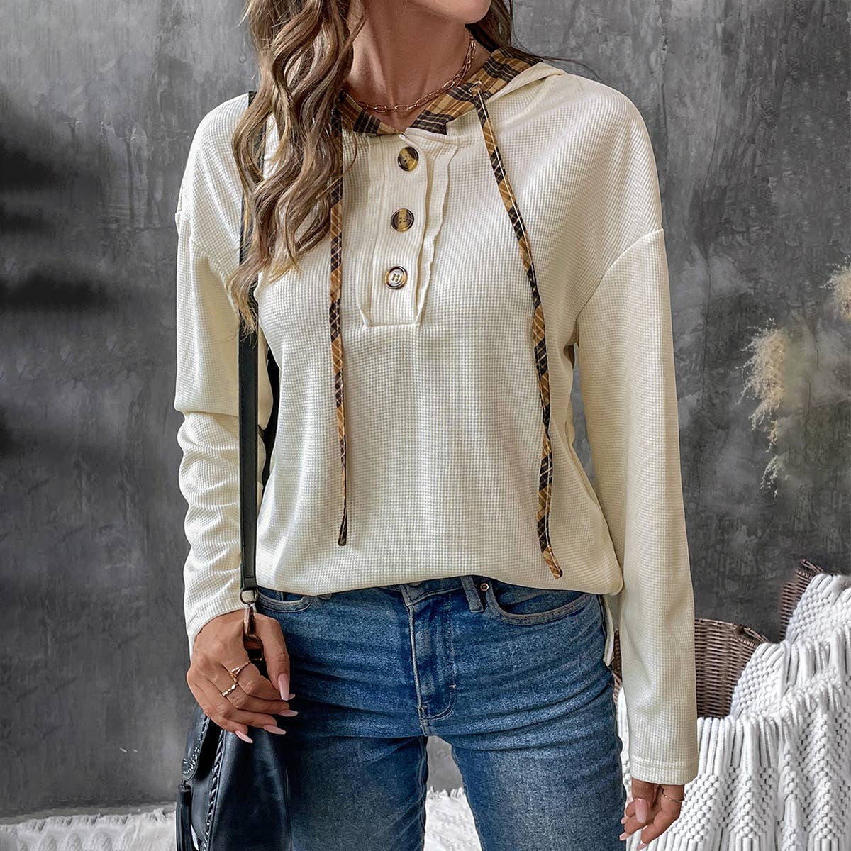 SPLICED PLAID LONG-SLEEVED HOODED PULLOVER HOODIE