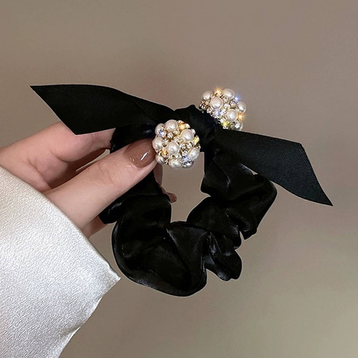FASHION RHINESTONE PEARL BOW HAIR TIES_CWAHA0505