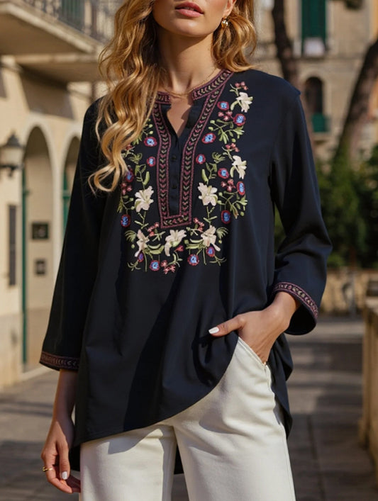 COTTON PLUS SIZE LOOSE EMBROIDERED TOP_CWTBLL0823