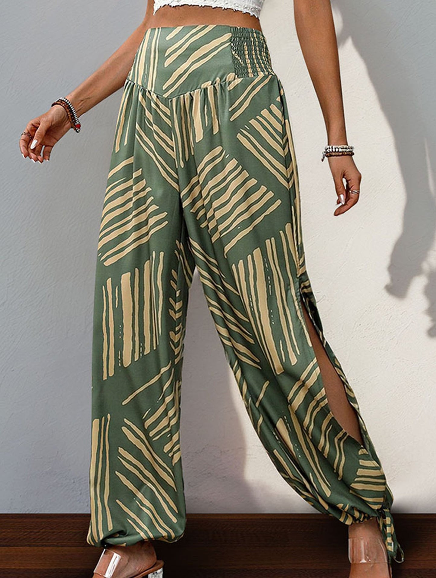 Loose Geometric Striped Pants