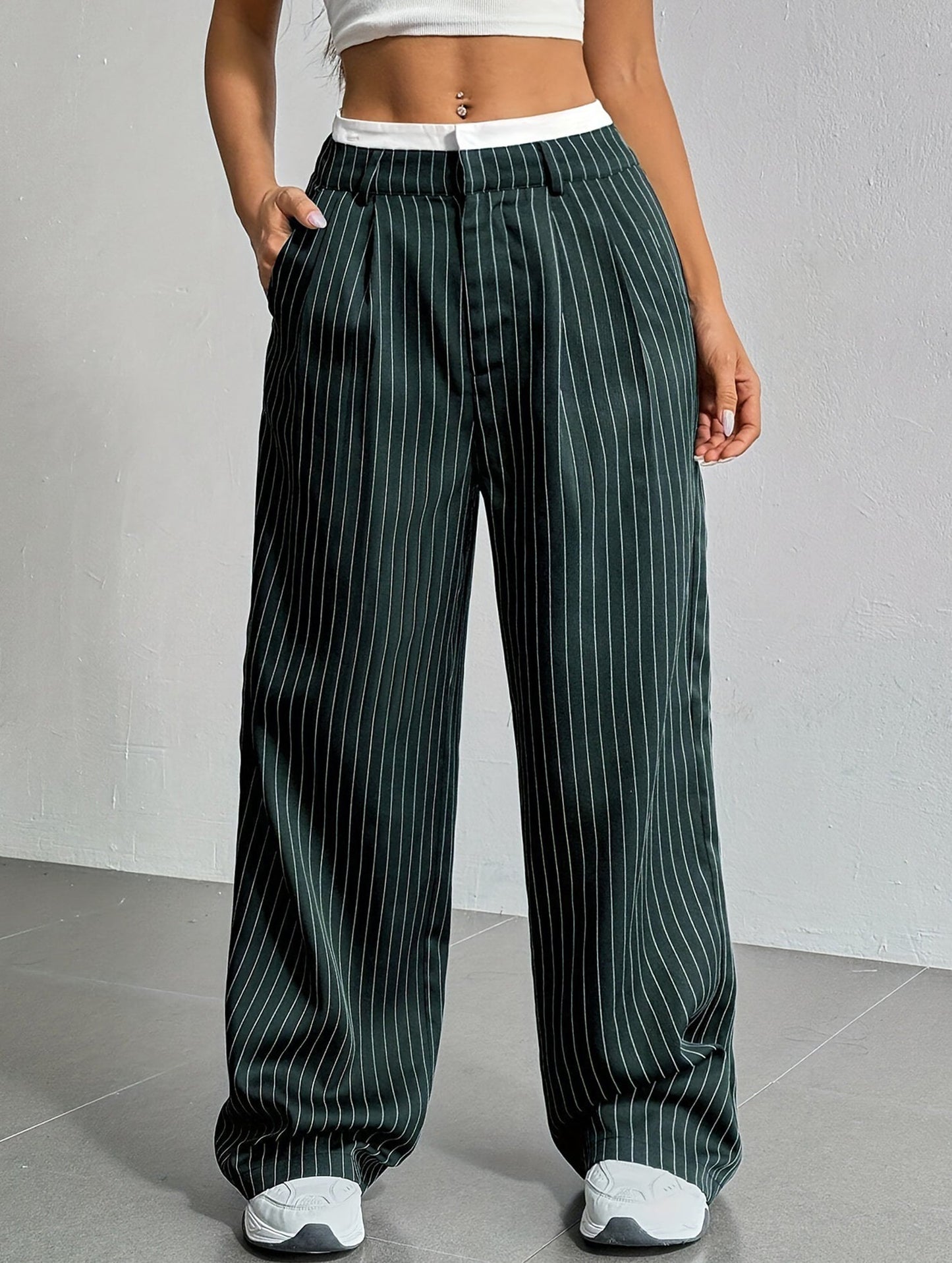 Simple high-waisted straight-leg pants