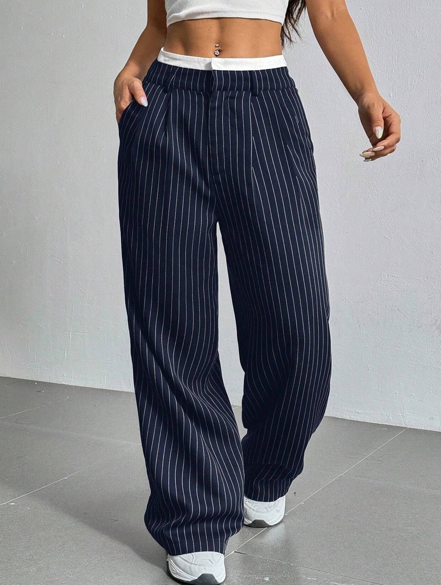 Simple high-waisted straight-leg pants