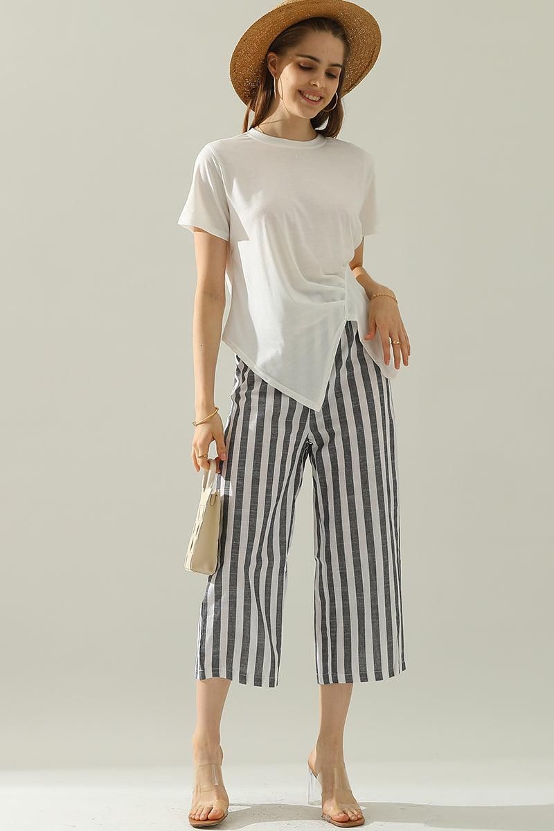 VERTICAL STRIPE ELASTIC WAIST WIDE LEG CAPRANTS - Doublju