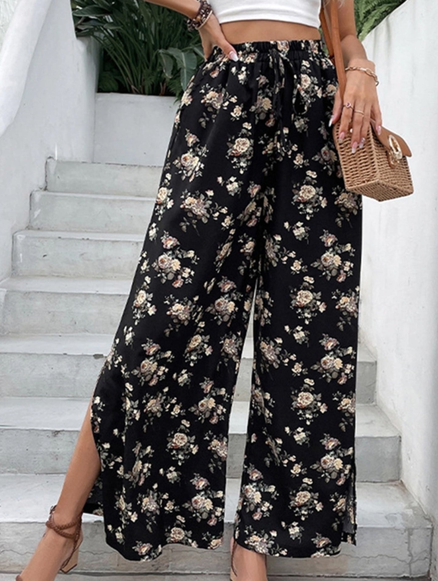 WIDE LEG PANTS WITH LOUD PRINT