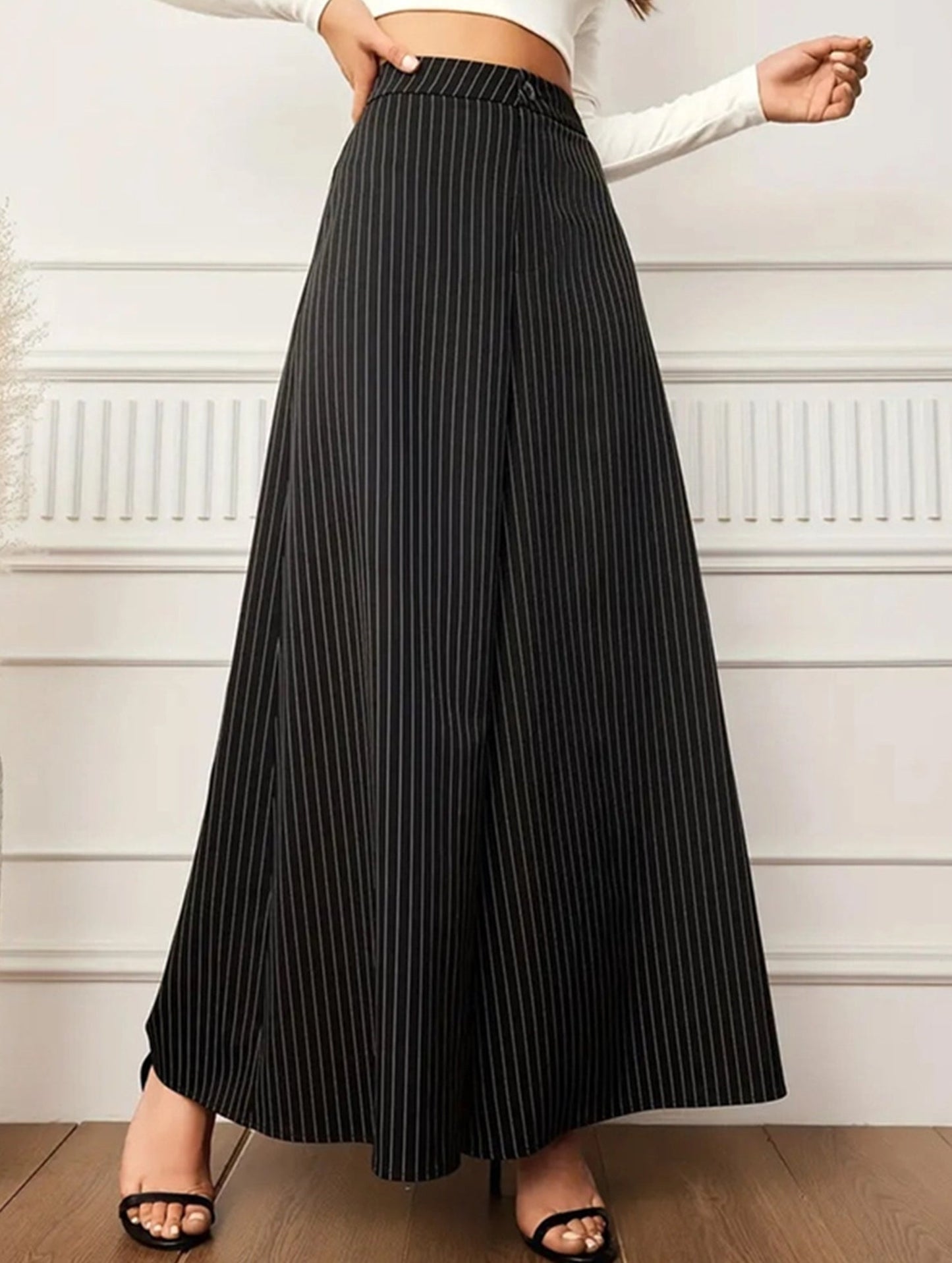 BUTTON-STRIPED BAGGY WIDE-LEG PANTS_CWBLP0680