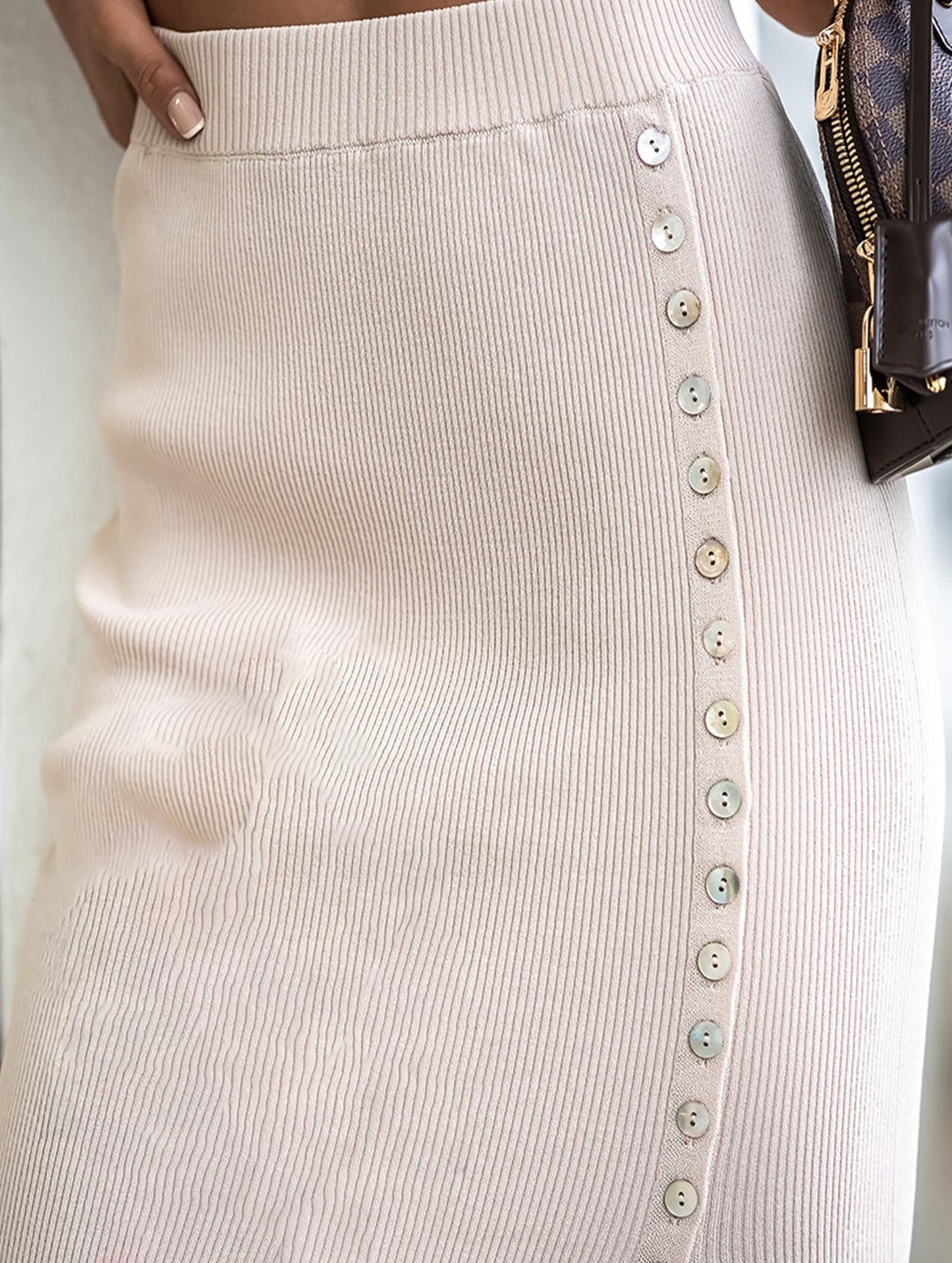 Ribbed slit button skirt