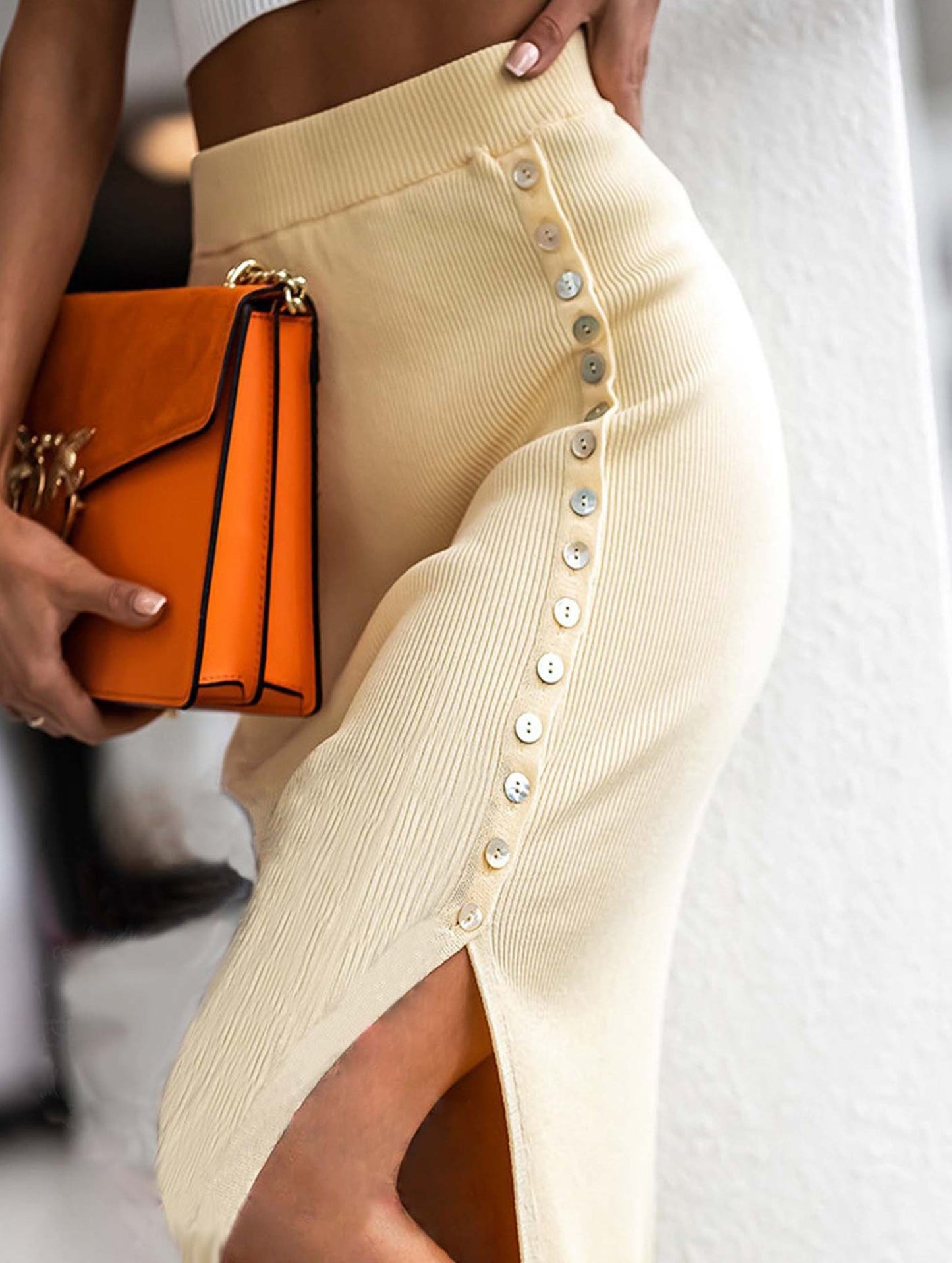 Ribbed slit button skirt