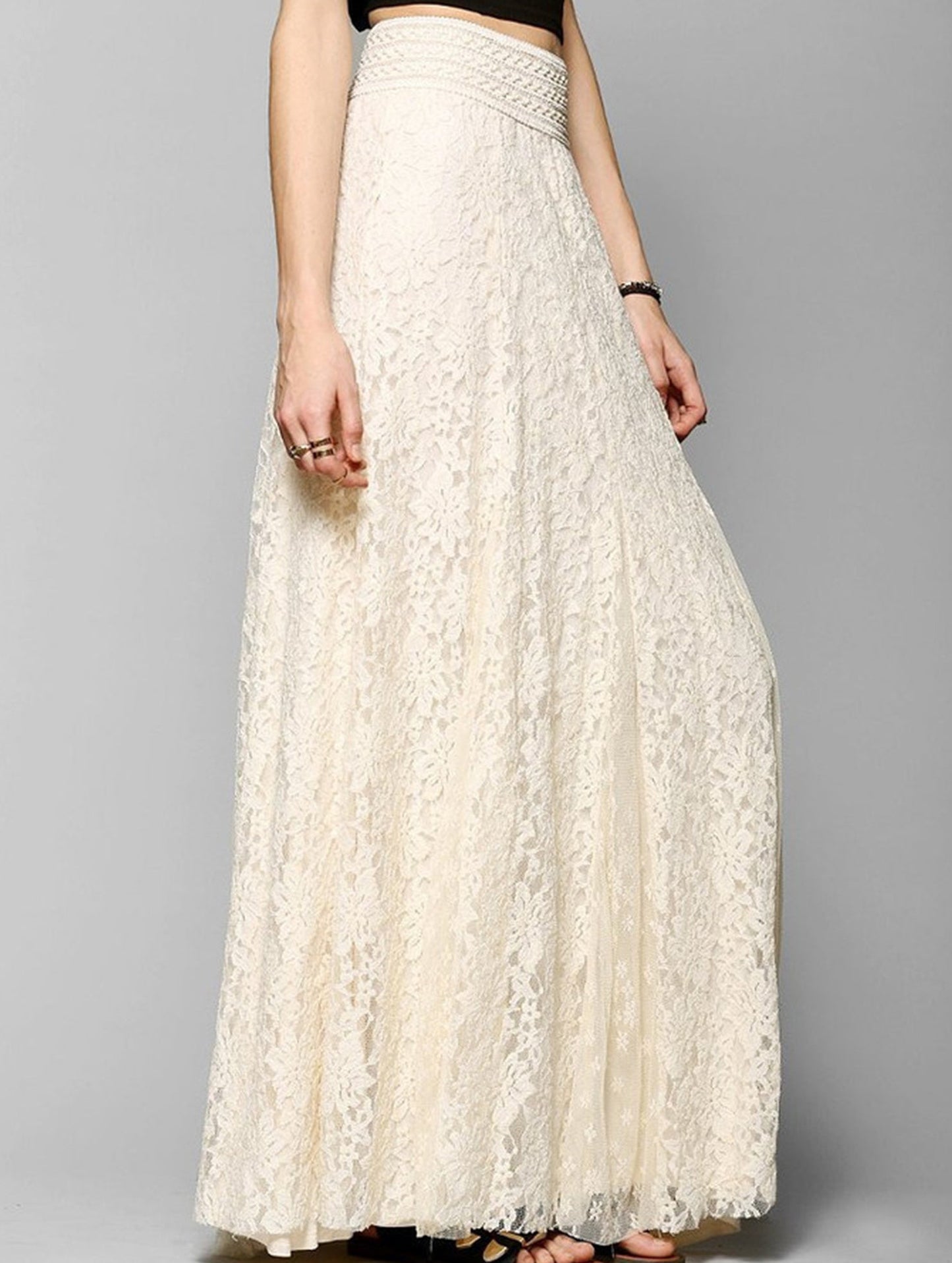 High-waisted hollow lace skirt